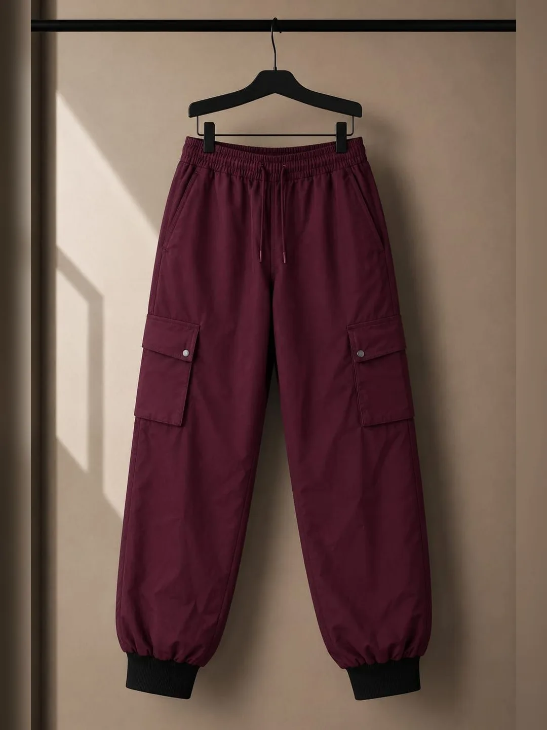 Pantalón Cargo Burdeo